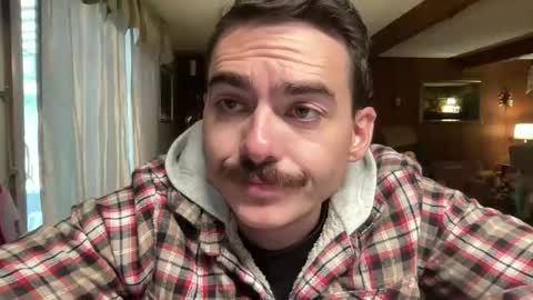 Snapshot of slickmass chatting on November 13, 2025, 6:18 pm SlickMass online show from November 13, 2025, 6:18 pm