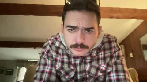 Snapshot of slickmass chatting on November 16, 2025, 4:34 pm SlickMass online show from November 16, 2025, 4:34 pm