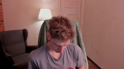 Snapshot of slim_andy chatting on December 6, 2024, 6:48 am Andy online show from December 6, 2024, 6:48 am