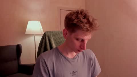 Snapshot of slim_andy chatting on December 12, 2024, 12:55 pm Andy online show from December 12, 2024, 12:55 pm