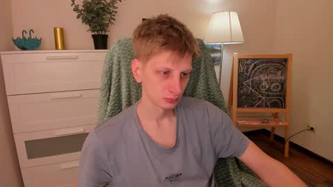 Snapshot of slim_andy chatting on December 13, 2024, 6:42 am Andy online show from December 13, 2024, 6:42 am