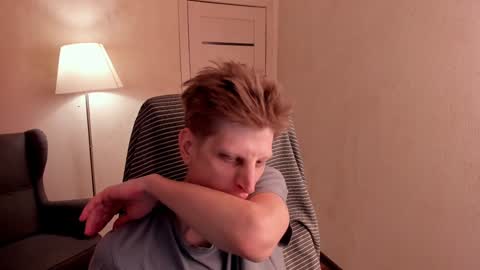 Snapshot of slim_andy chatting on December 26, 2024, 12:38 pm Andy online show from December 26, 2024, 12:38 pm