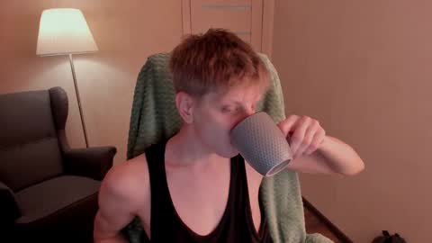 Snapshot of slim_andy chatting on December 29, 2024, 10:12 am Andy online show from December 29, 2024, 10:12 am