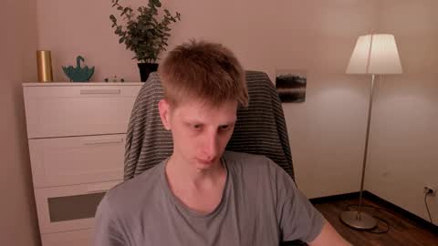 Snapshot of slim_andy chatting on February 8, 2025, 12:50 pm Andy online show from February 8, 2025, 12:50 pm