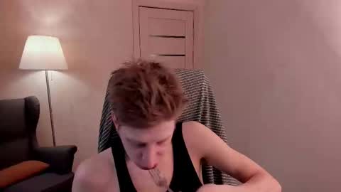 Snapshot of slim_andy chatting on February 16, 2025, 7:37 am Andy online show from February 16, 2025, 7:37 am