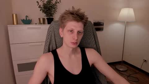 Snapshot of slim_andy chatting on March 8, 2025, 10:22 am Andy online show from March 8, 2025, 10:22 am