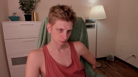 Snapshot of slim_andy chatting on September 25, 2025, 9:35 am Andy online show from September 25, 2025, 9:35 am