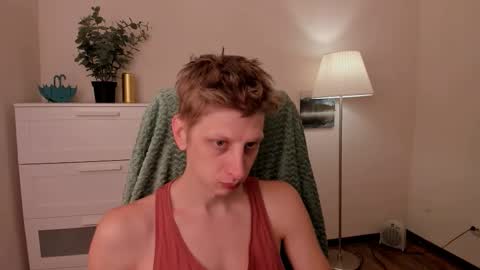 Snapshot of slim_andy chatting on September 26, 2025, 7:23 am Andy online show from September 26, 2025, 7:23 am