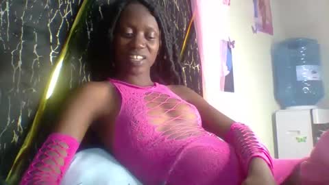 Snapshot of slim_ebony2006 chatting on November 10, 2025, 10:42 pm Anna online show from November 10, 2025, 10:42 pm