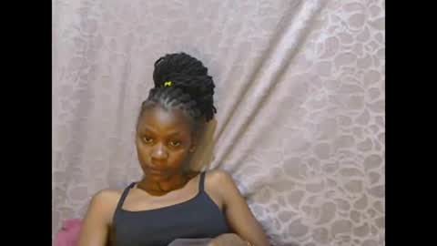 Snapshot of slim_girl01 chatting on January 25, 2025, 12:38 am slim_girl01 online show from January 25, 2025, 12:38 am