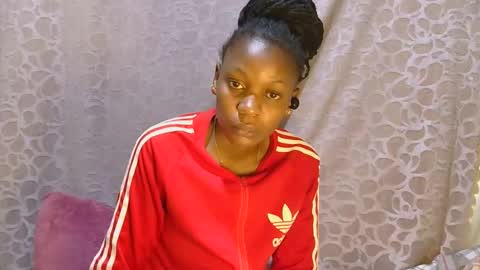 Snapshot of slim_girl01 chatting on September 14, 2025, 12:21 am slim_girl01 online show from September 14, 2025, 12:21 am
