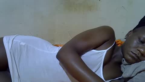 Snapshot of slim_girl3 chatting on October 4, 2025, 11:25 pm slim_girl3 online show from October 4, 2025, 11:25 pm