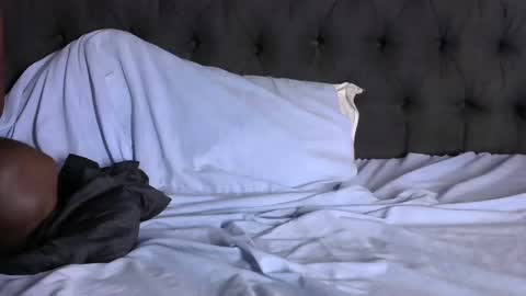 slim long01 online show from February 15, 2025, 3:28 pm