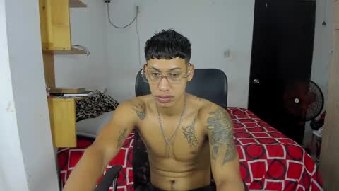 slim_master12 online show from January 21, 2025, 5:41 pm
