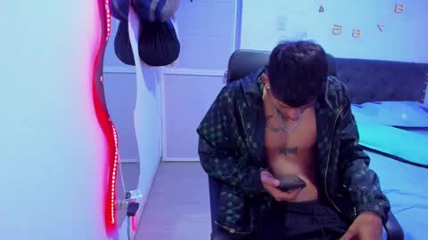 slim_master12 online show from January 22, 2025, 6:10 am