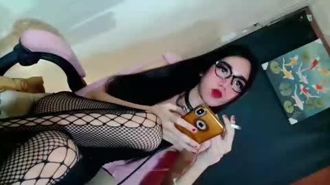 Snapshot of slut_devora69 chatting on November 20, 2025, 2:17 pm just call me aryana online show from November 20, 2025, 2:17 pm