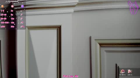 Paola  online show from January 14, 2025, 7:00 pm