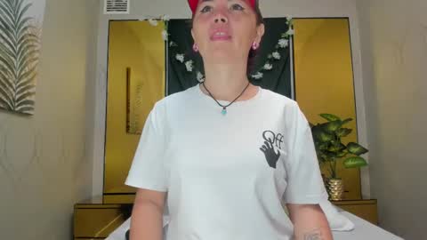 Paola  online show from February 19, 2025, 11:28 am