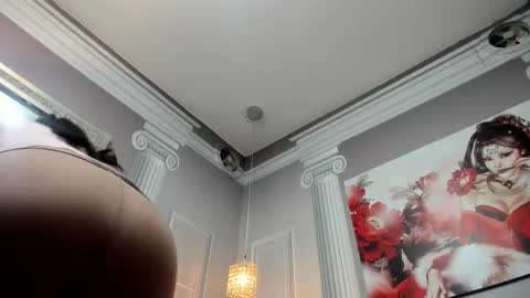 Paola  online show from November 15, 2025, 11:54 pm