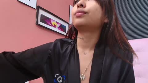 Snapshot of slutlittlecamila chatting on December 12, 2024, 11:47 pm CAMILA online show from December 12, 2024, 11:47 pm