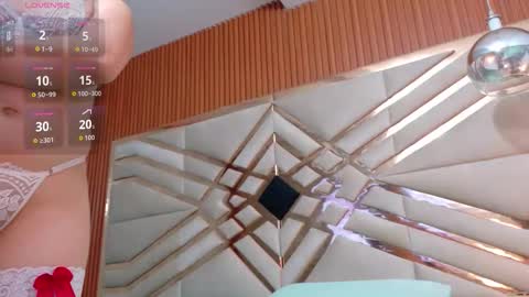 MARCELA online show from November 27, 2025, 1:02 pm