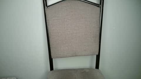 Snapshot of sly_booty65 chatting on December 3, 2025, 2:48 pm sly_booty65 online show from December 3, 2025, 2:48 pm