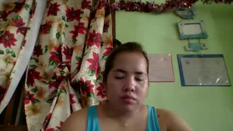 Snapshot of small_boobs59 chatting on November 27, 2025, 2:46 am Lovewella online show from November 27, 2025, 2:46 am