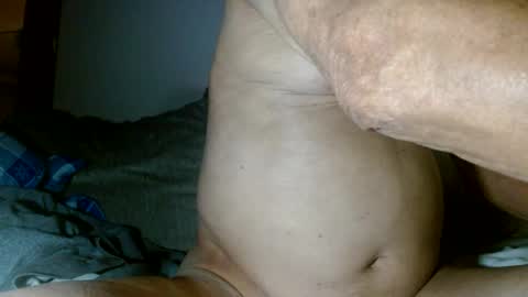 smallmalelass online show from January 5, 2025, 11:15 am