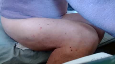 smallmalelass online show from February 25, 2025, 11:00 pm