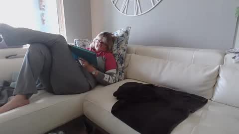 Snapshot of smallpenisbigtongue chatting on January 5, 2025, 5:30 pm Daddy online show from January 5, 2025, 5:30 pm