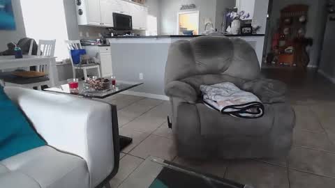 Snapshot of smallpenisbigtongue chatting on January 23, 2025, 4:48 pm Daddy online show from January 23, 2025, 4:48 pm