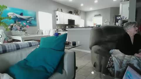 Snapshot of smallpenisbigtongue chatting on February 2, 2025, 10:17 pm Daddy online show from February 2, 2025, 10:17 pm