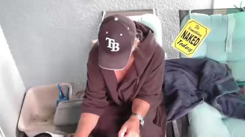 Snapshot of smallpenisbigtongue chatting on November 27, 2025, 3:25 pm Daddy online show from November 27, 2025, 3:25 pm