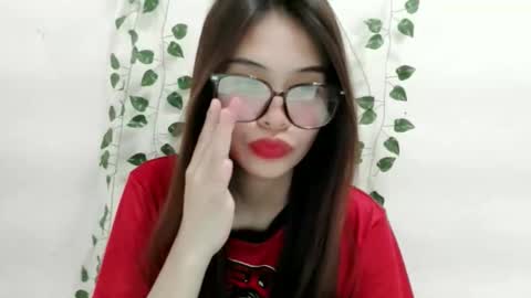 Julia online show from October 18, 2025, 5:32 am