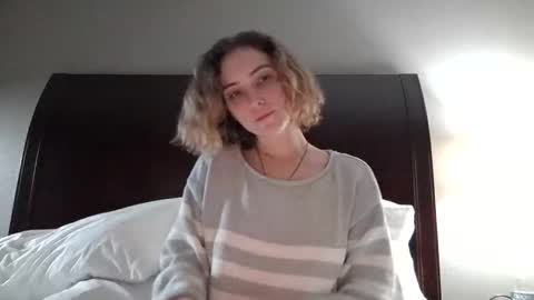 Your Fave Domme online show from December 18, 2025, 12:22 pm