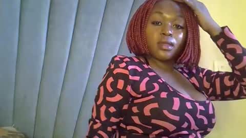 Snapshot of smiley_berry chatting on September 12, 2025, 2:17 pm smiley_berry online show from September 12, 2025, 2:17 pm