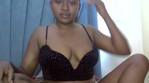 Snapshot of smiley_berry chatting on September 29, 2025, 3:44 am smiley_berry online show from September 29, 2025, 3:44 am