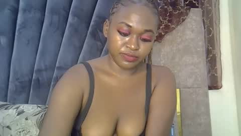 Snapshot of smiley_berry chatting on October 6, 2025, 10:40 pm smiley_berry online show from October 6, 2025, 10:40 pm