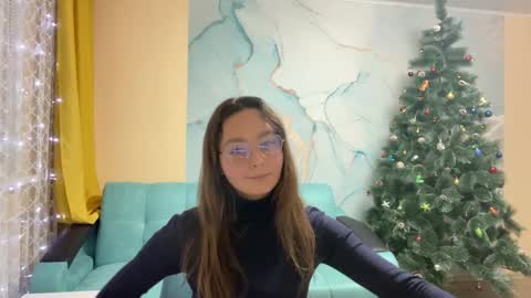 Snapshot of smiling_riddle chatting on December 20, 2024, 5:29 pm smiling_riddle online show from December 20, 2024, 5:29 pm