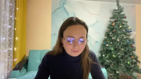 Snapshot of smiling_riddle chatting on December 20, 2024, 8:34 pm smiling_riddle online show from December 20, 2024, 8:34 pm