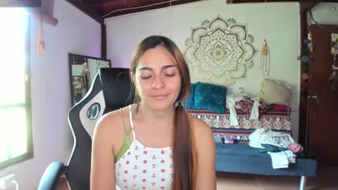 Snapshot of smilingsalor chatting on December 9, 2024, 8:12 pm SmilingSalor online show from December 9, 2024, 8:12 pm