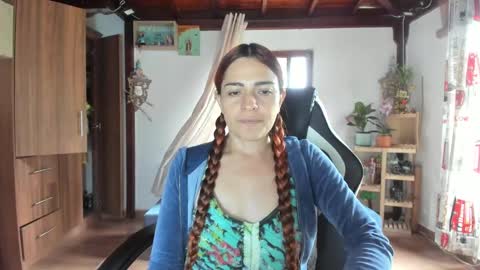 Snapshot of smilingsalor chatting on February 9, 2025, 7:30 pm SmilingSalor online show from February 9, 2025, 7:30 pm