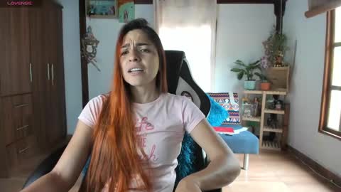 Snapshot of smilingsalor chatting on March 5, 2025, 9:48 pm SmilingSalor online show from March 5, 2025, 9:48 pm