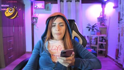 Snapshot of smilingsalor chatting on March 7, 2025, 1:09 am SmilingSalor online show from March 7, 2025, 1:09 am