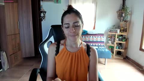 Snapshot of smilingsalor chatting on October 12, 2025, 7:24 pm SmilingSalor online show from October 12, 2025, 7:24 pm