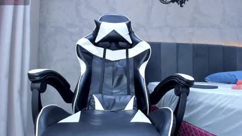 Snapshot of smithwatson2 chatting on March 3, 2025, 9:59 pm Smith Watson online show from March 3, 2025, 9:59 pm