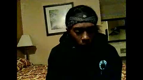 Snapshot of smokegoddess35 chatting on November 5, 2025, 5:40 am SmokeGoddess35 online show from November 5, 2025, 5:40 am