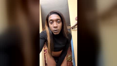 Snapshot of smokegoddess35 chatting on December 14, 2025, 10:36 pm SmokeGoddess35 online show from December 14, 2025, 10:36 pm