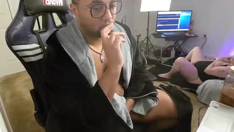 Smoothj2011 online show from February 27, 2025, 11:31 am