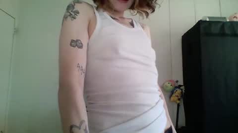 Snapshot of smoothvodka chatting on December 12, 2024, 8:21 pm Bambi--Vodka online show from December 12, 2024, 8:21 pm